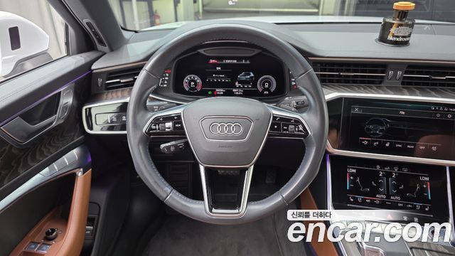 Audi A6 2020 — photo 19