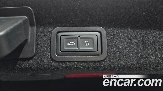 Audi A6 2020 — photo 30