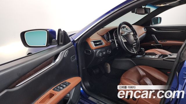 Maserati Ghibli 2014 — photo 10