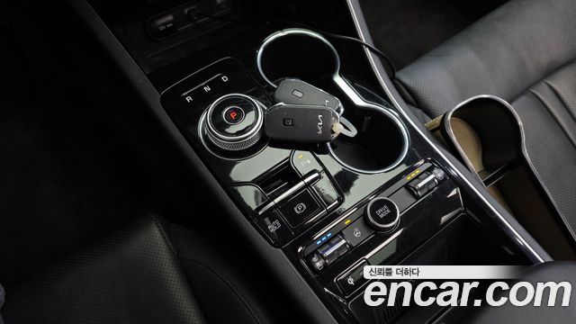 Kia K5 2023 — photo 9