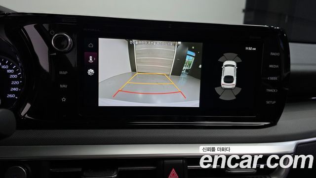 Kia K5 2023 — photo 15