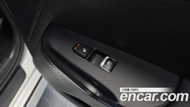 Kia K5 2023 — photo 18