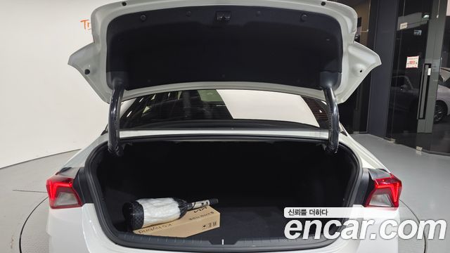 Kia K5 2023 — photo 20