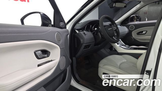 Land Rover Range Rover Evoque 2016 — photo 10