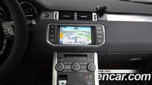 Land Rover Range Rover Evoque 2016 — photo 14