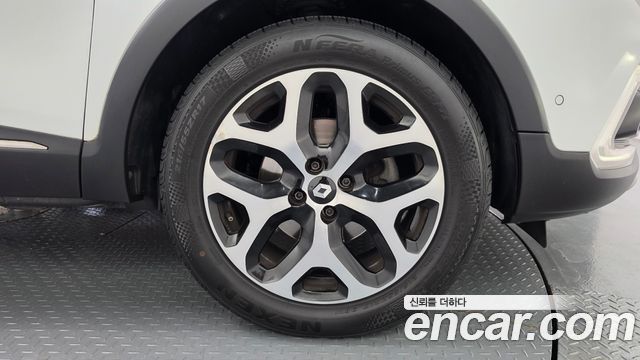 Renault Korea QM3 2019 — photo 5