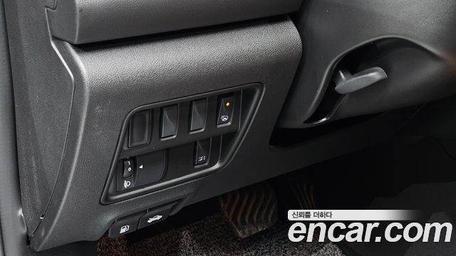 Renault Korea QM6 2022 — photo 21