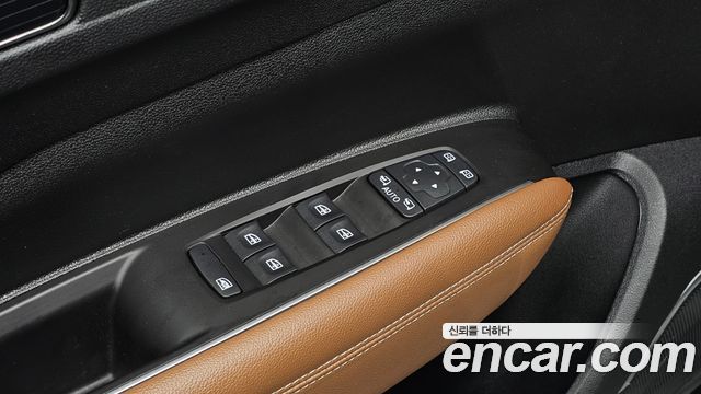 Renault Korea QM6 2022 — photo 28