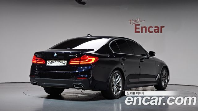 BMW 5-Series 2020 — photo 2