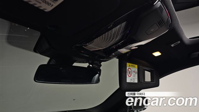 BMW 5-Series 2020 — photo 33