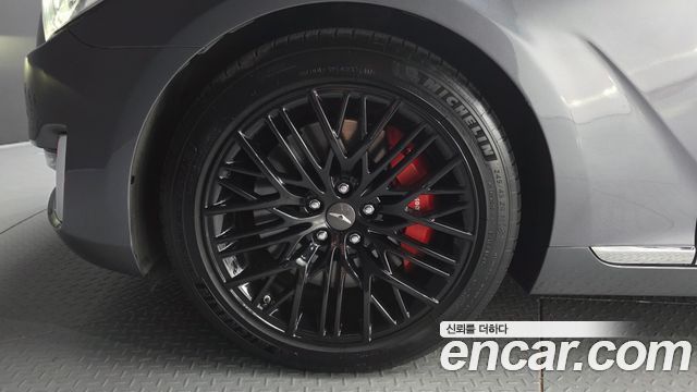 Genesis EQ900 2016 — photo 5