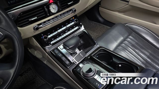 Genesis EQ900 2016 — photo 9