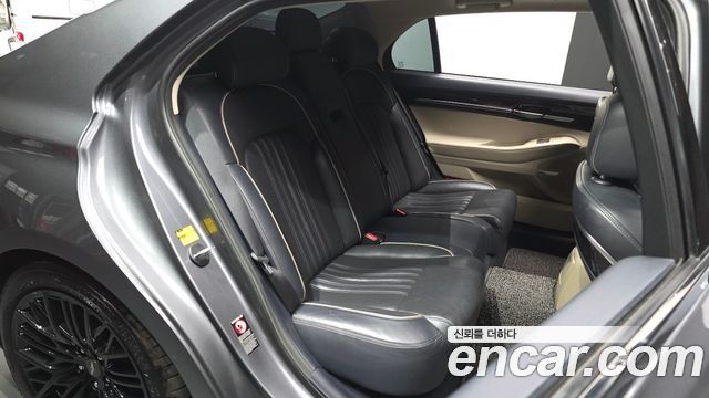 Genesis EQ900 2016 — photo 12