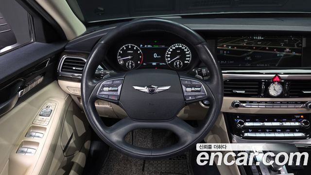 Genesis EQ900 2016 — photo 14