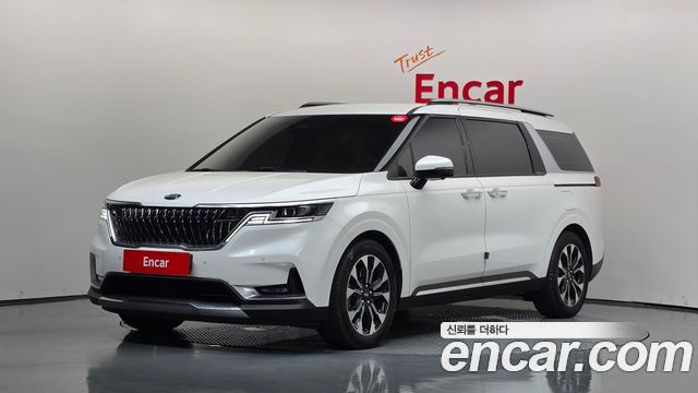 Kia Canival 2021 — photo 1