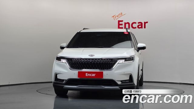 Kia Canival 2021 — photo 3