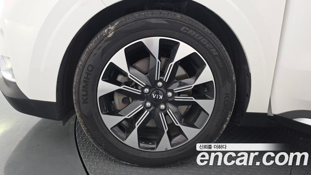 Kia Canival 2021 — photo 5
