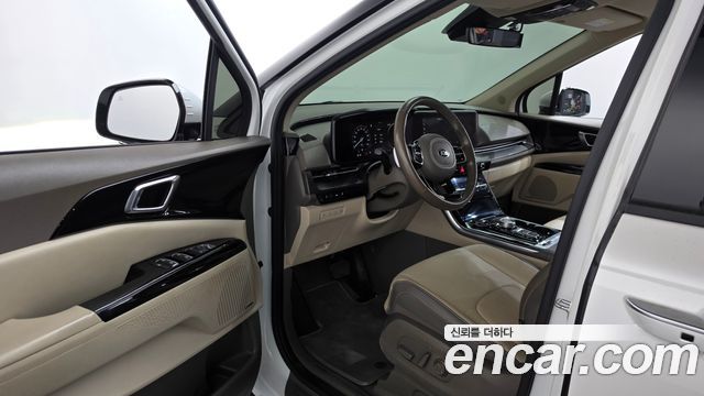 Kia Canival 2021 — photo 13
