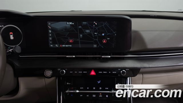 Kia Canival 2021 — photo 18