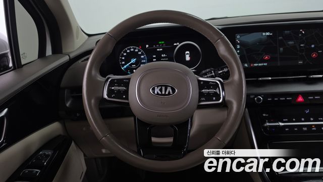 Kia Canival 2021 — photo 19