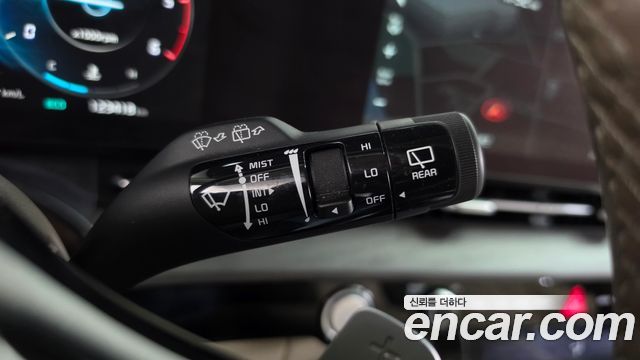 Kia Canival 2021 — photo 26