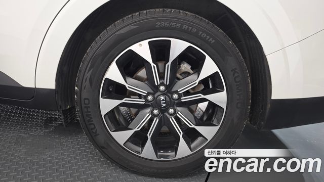 Kia Canival 2021 — photo 7