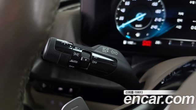 Kia Canival 2021 — photo 29