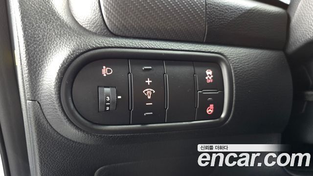 Kia K3 2018 — photo 19