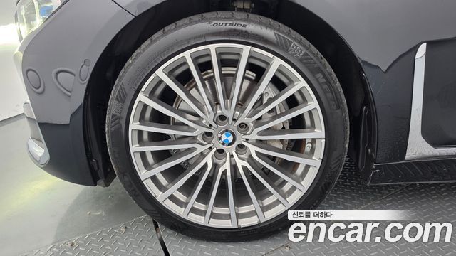 BMW 7-Series 2022 — photo 5