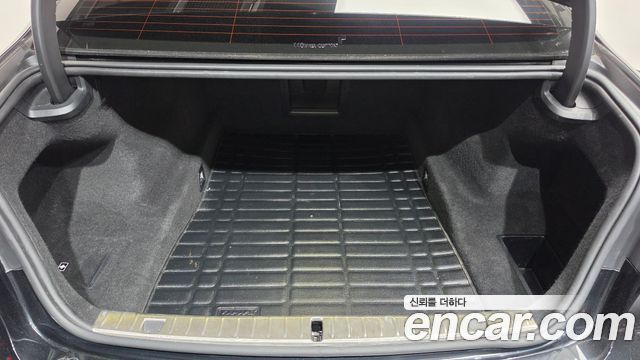 BMW 7-Series 2022 — photo 20