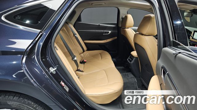 Hyundai Sonata 2021 — photo 17