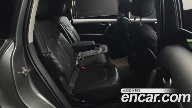 Audi Q7 2014 — photo 11