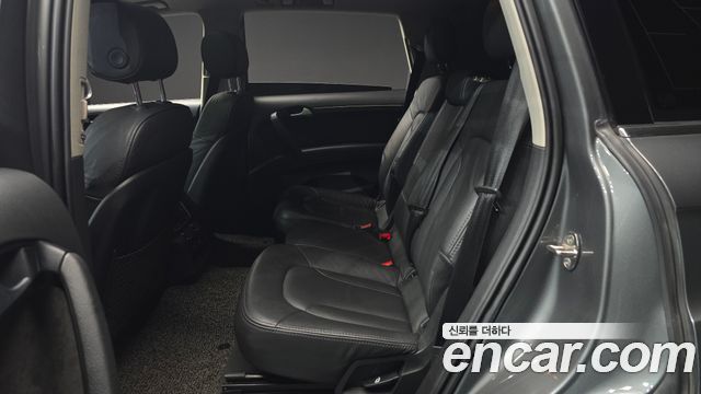 Audi Q7 2014 — photo 12