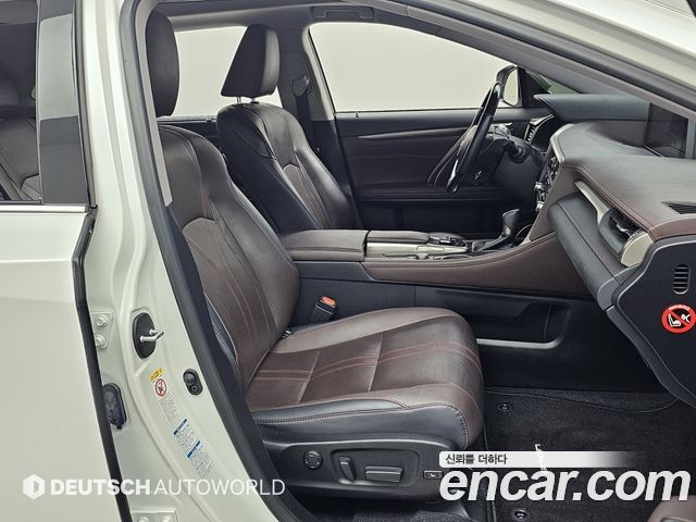Lexus RX 2018 — photo 10