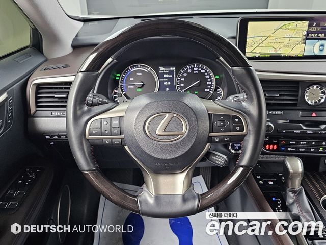 Lexus RX 2018 — photo 13
