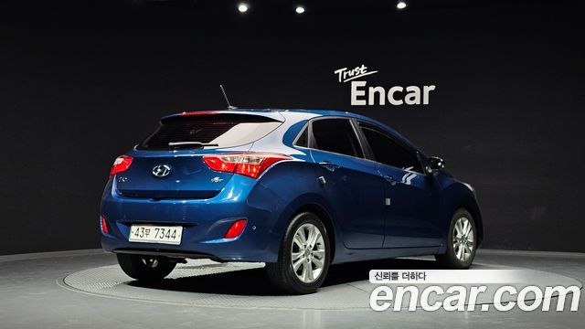 Hyundai i30 2014 — photo 2