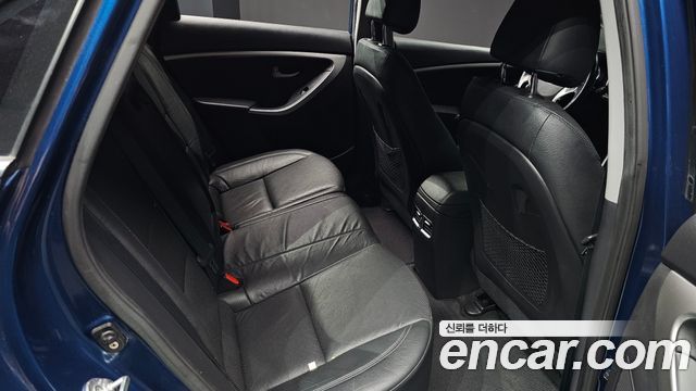 Hyundai i30 2014 — photo 17