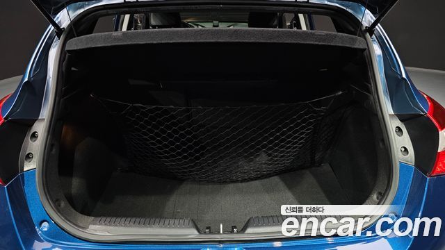 Hyundai i30 2014 — photo 26