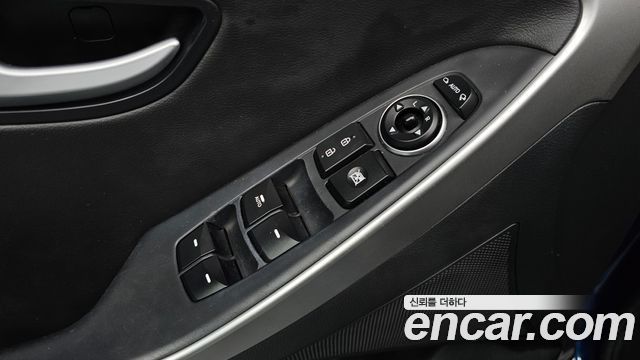 Hyundai i30 2014 — photo 27