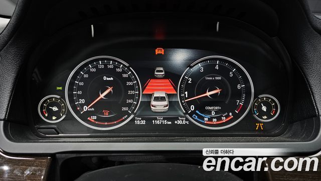 BMW 7-Series 2013 — photo 8