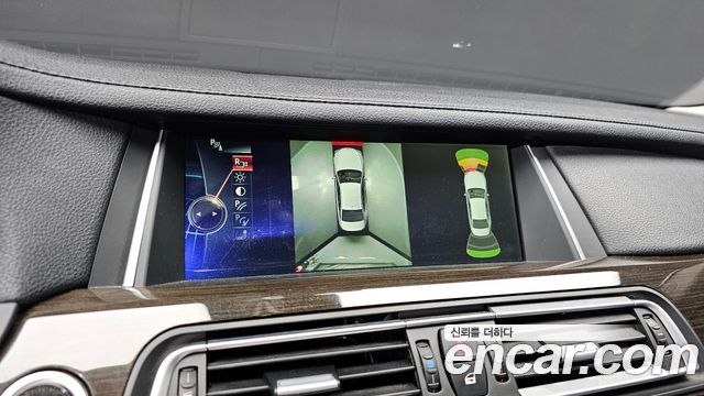 BMW 7-Series 2013 — photo 15