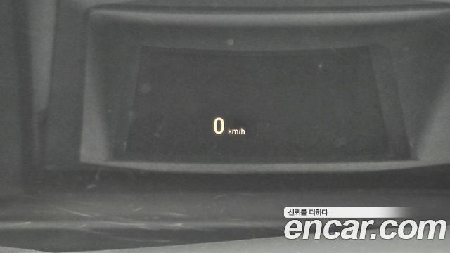 BMW 7-Series 2013 — photo 18