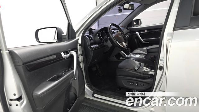 Kia Sorento 2010 — photo 13