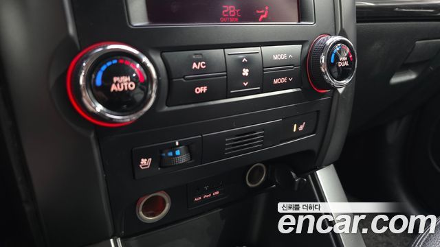 Kia Sorento 2010 — photo 24