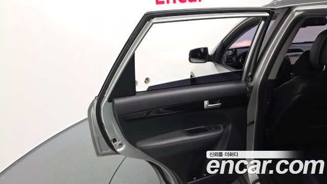 Kia Sorento 2010 — photo 15