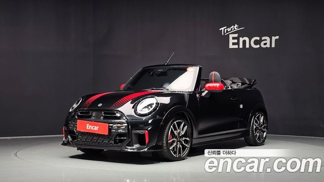 Mini Cooper Convertible 2025 — photo 1