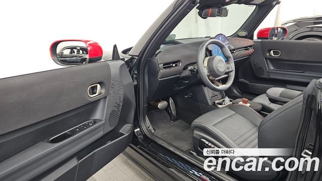 Mini Cooper Convertible 2025 — photo 10