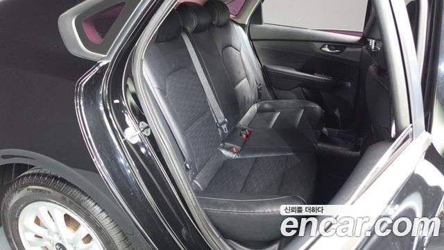 Kia K3 2019 — photo 11