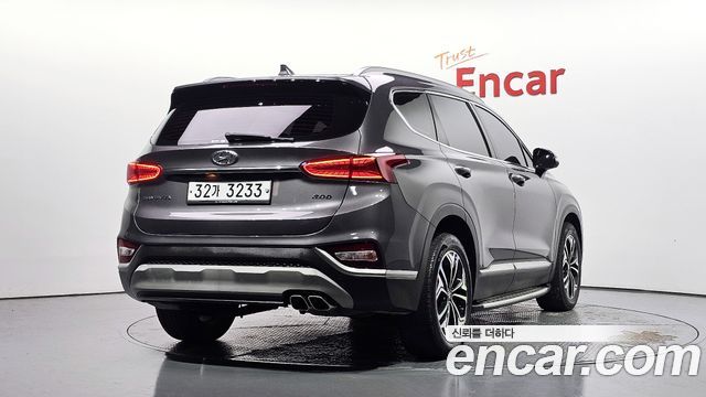 Hyundai Santafe 2019 — photo 2