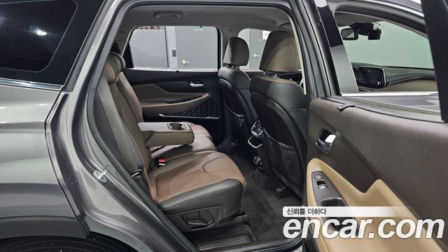 Hyundai Santafe 2019 — photo 17